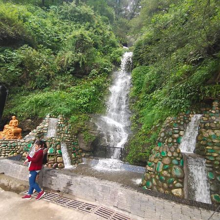 Magic Stays - Shimla Royale - Free Pickup From Railway Station Shimla Bagian luar foto